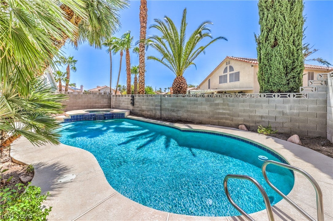 9513 Scenic Sunset Drive