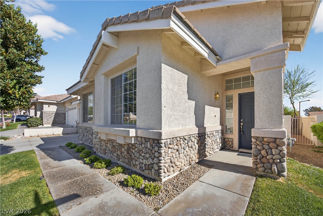 1704 Pacific Sandstone Place