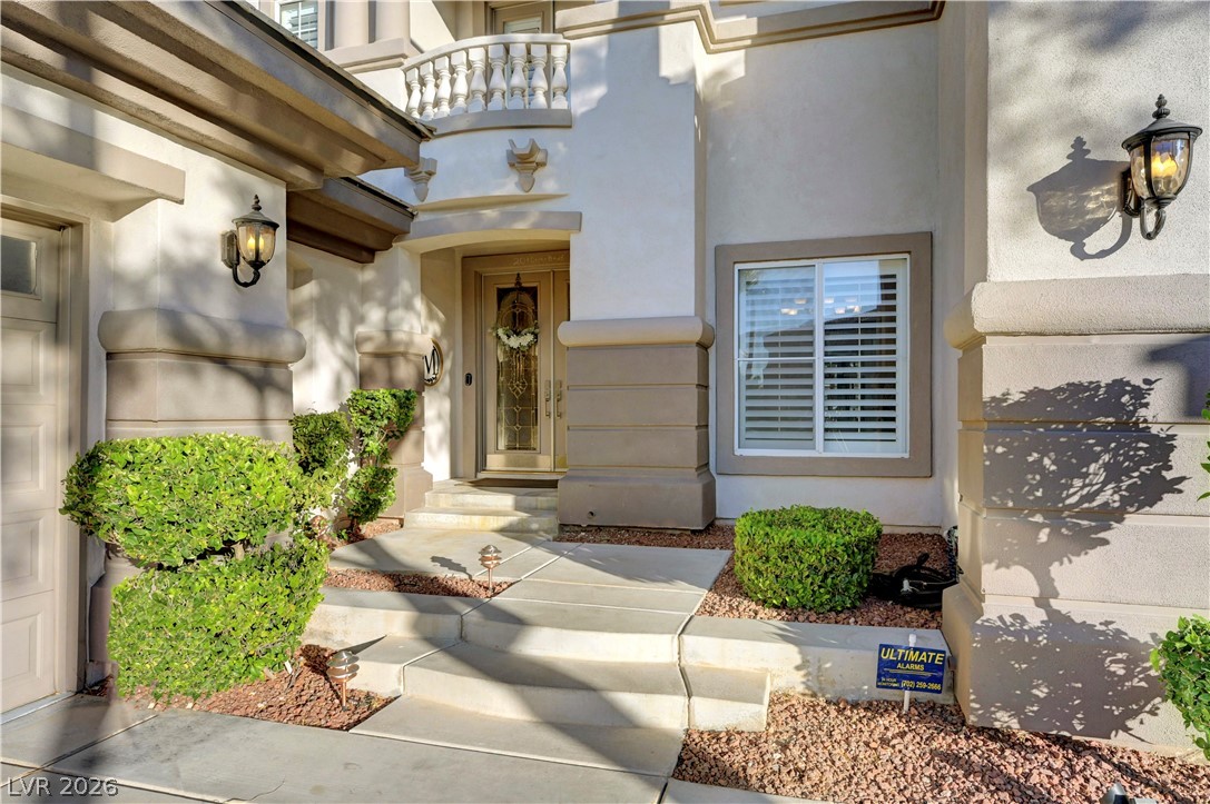 444 Pinnacle Heights Lane