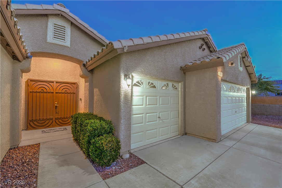 9596 Iris Flat Court