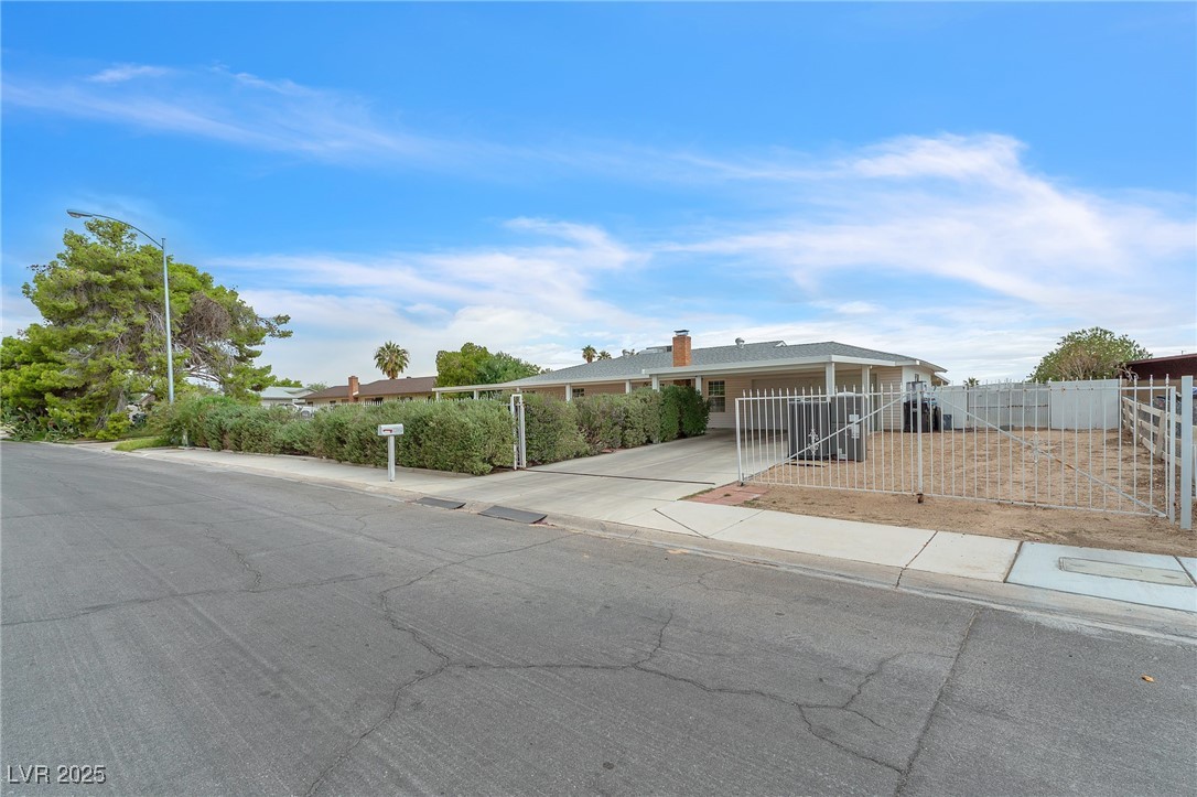 2340 Bluegrass Lane