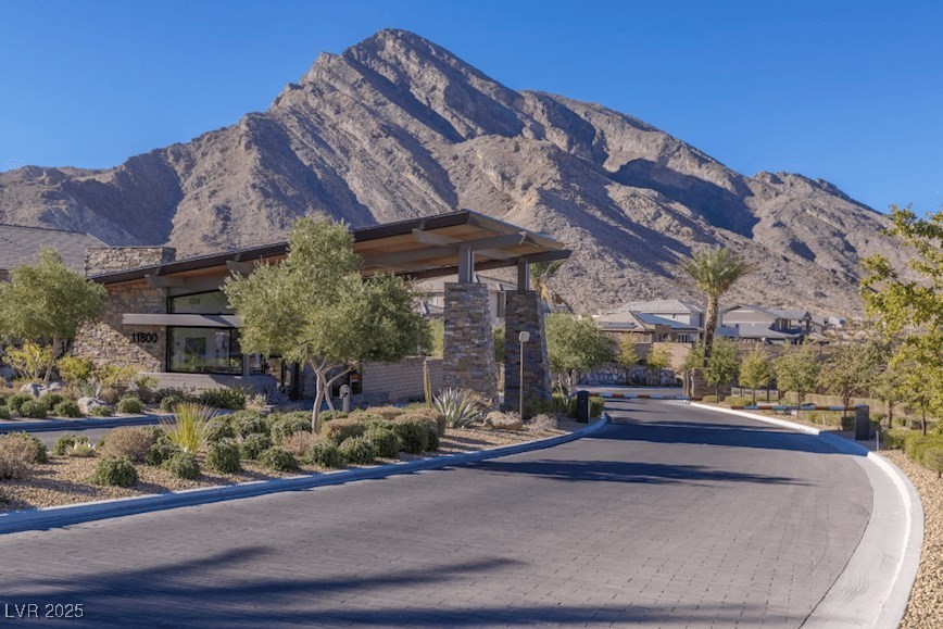 Properties 1 11130 Emory Oak Drive