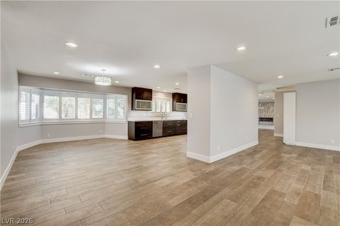 Tiny photo for 4207 Ridgecrest Drive, Las Vegas, NV 89121 (MLS # 2788324)