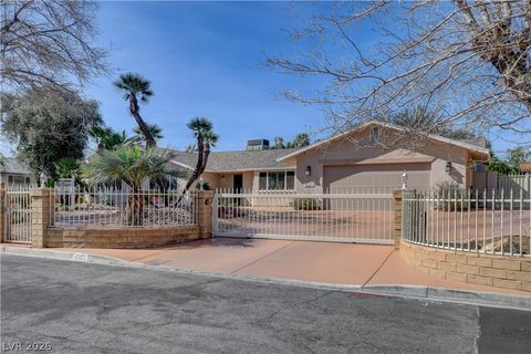 Tiny photo for 4207 Ridgecrest Drive, Las Vegas, NV 89121 (MLS # 2788324)