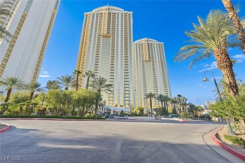 Photo of 135 E Harmon Avenue #10714, Las Vegas, NV 89109 (MLS # 2739421)