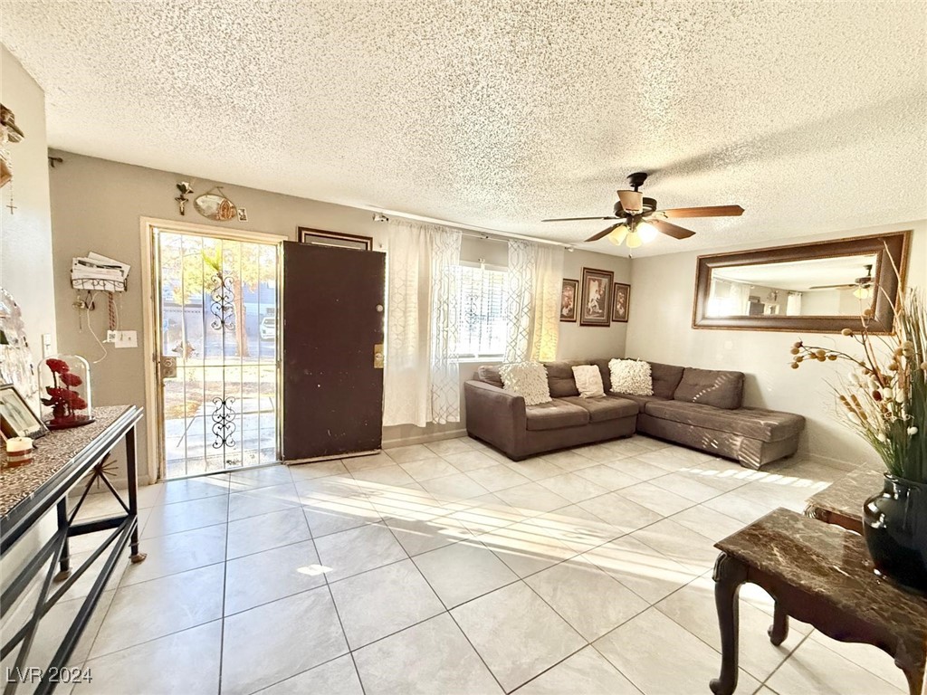 2515 Donna Street #B, North Las Vegas, Nevada image 4