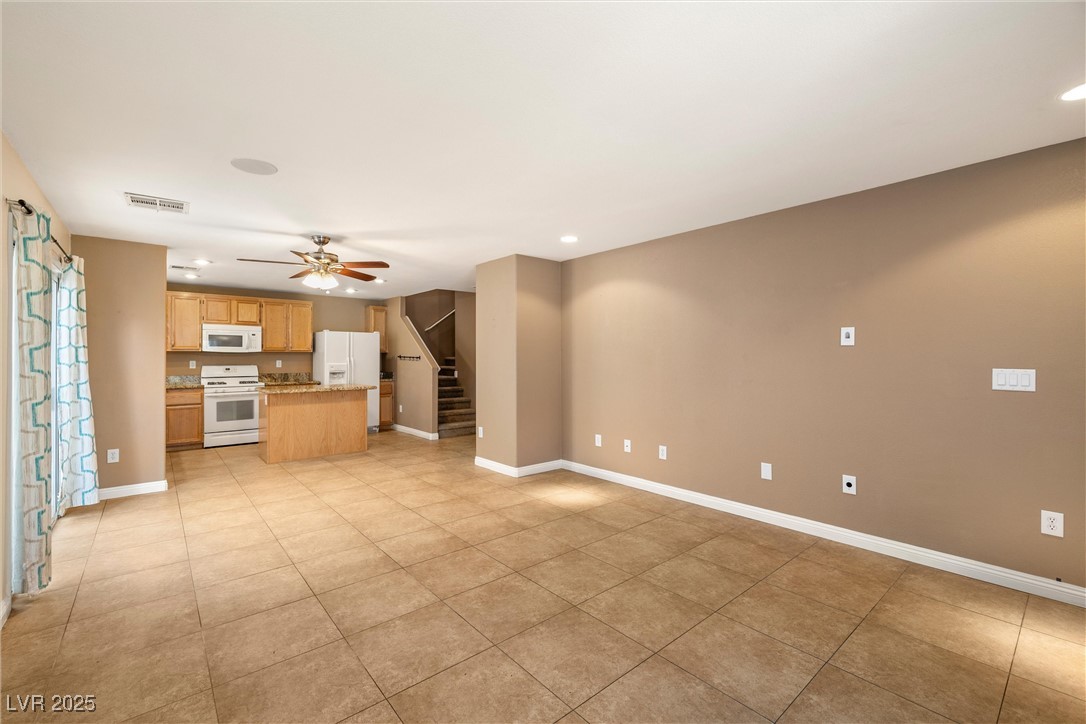 7261 High Cascade Avenue, Las Vegas, Nevada image 4