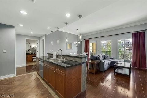 30 Strada Di Villaggio 205 Henderson NV 89011