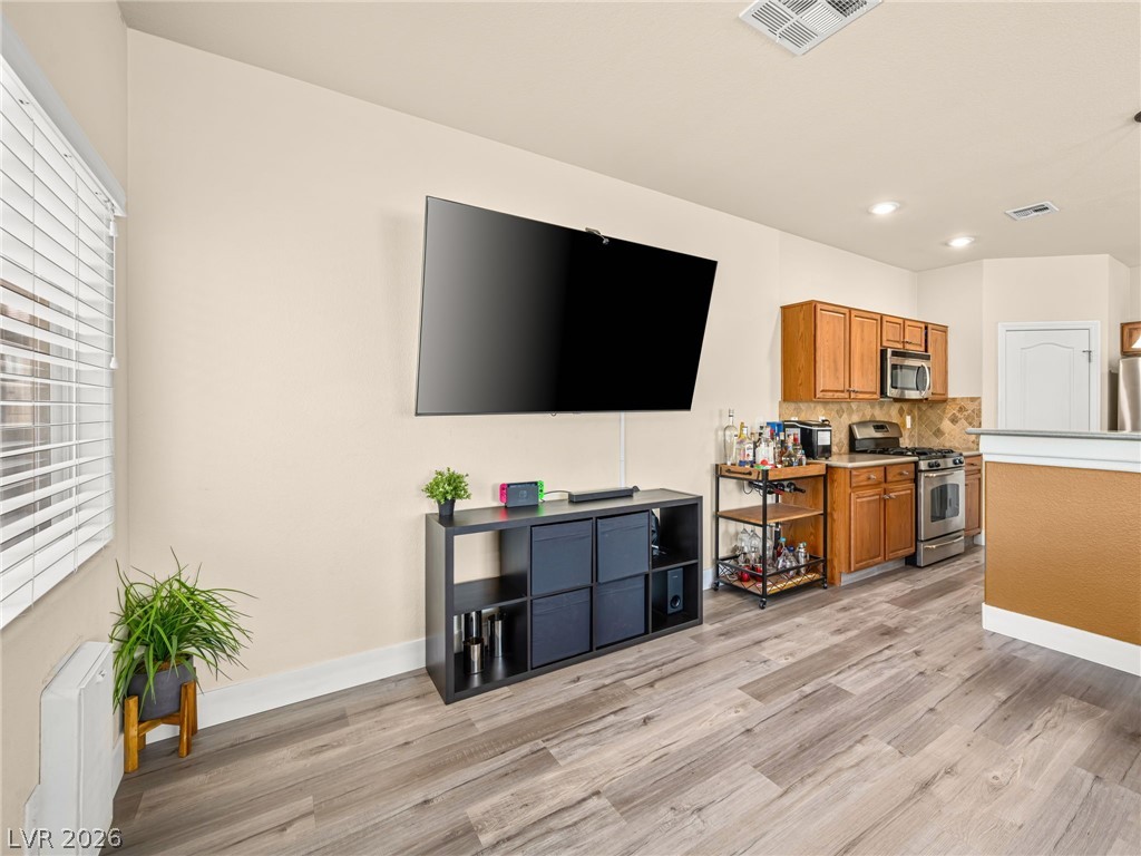 6495 Clara Bow Avenue 103