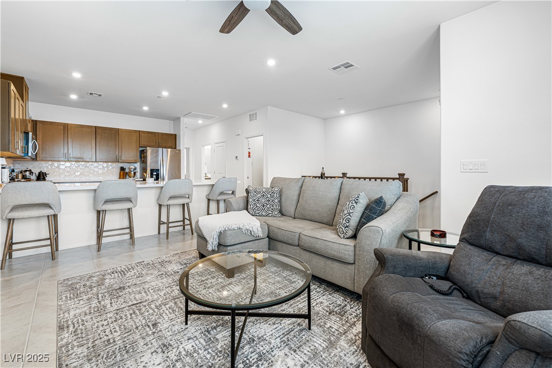 Henderson, Nevada 89015, United States, 3 Bedrooms Bedrooms, ,2 BathroomsBathrooms,Residential,Active,178673