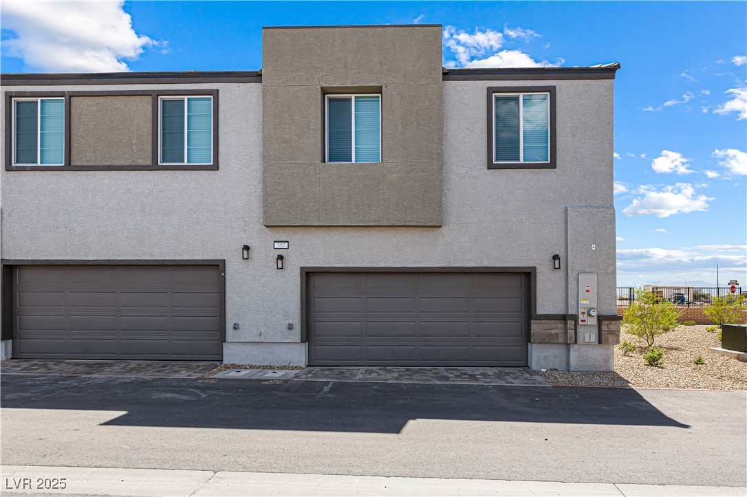 Henderson, Nevada 89015, United States, 3 Bedrooms Bedrooms, ,2 BathroomsBathrooms,Residential,Active,178673