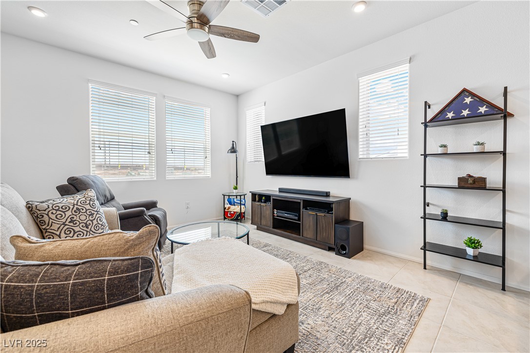 Henderson, Nevada 89015, United States, 3 Bedrooms Bedrooms, ,2 BathroomsBathrooms,Residential,Active,178673