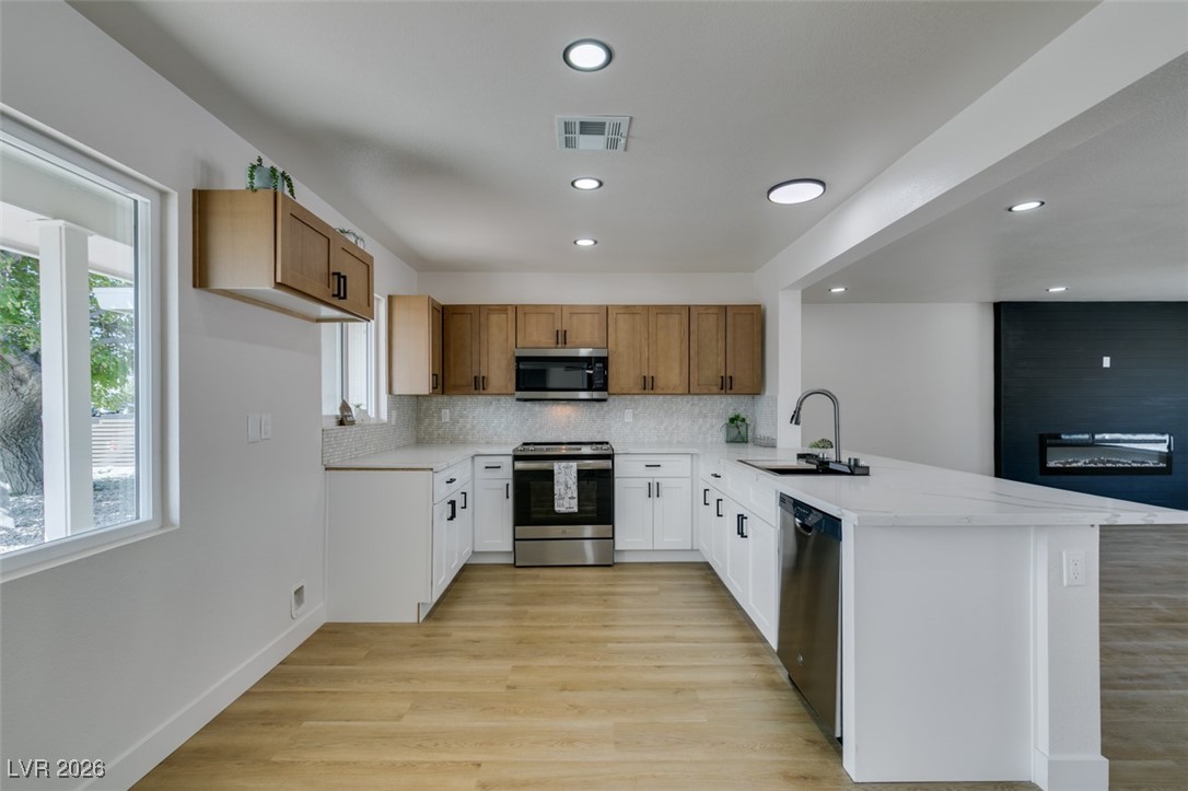 1041 E St Louis Avenue