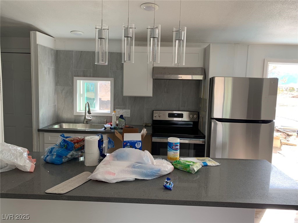 961 W Elderberry Street