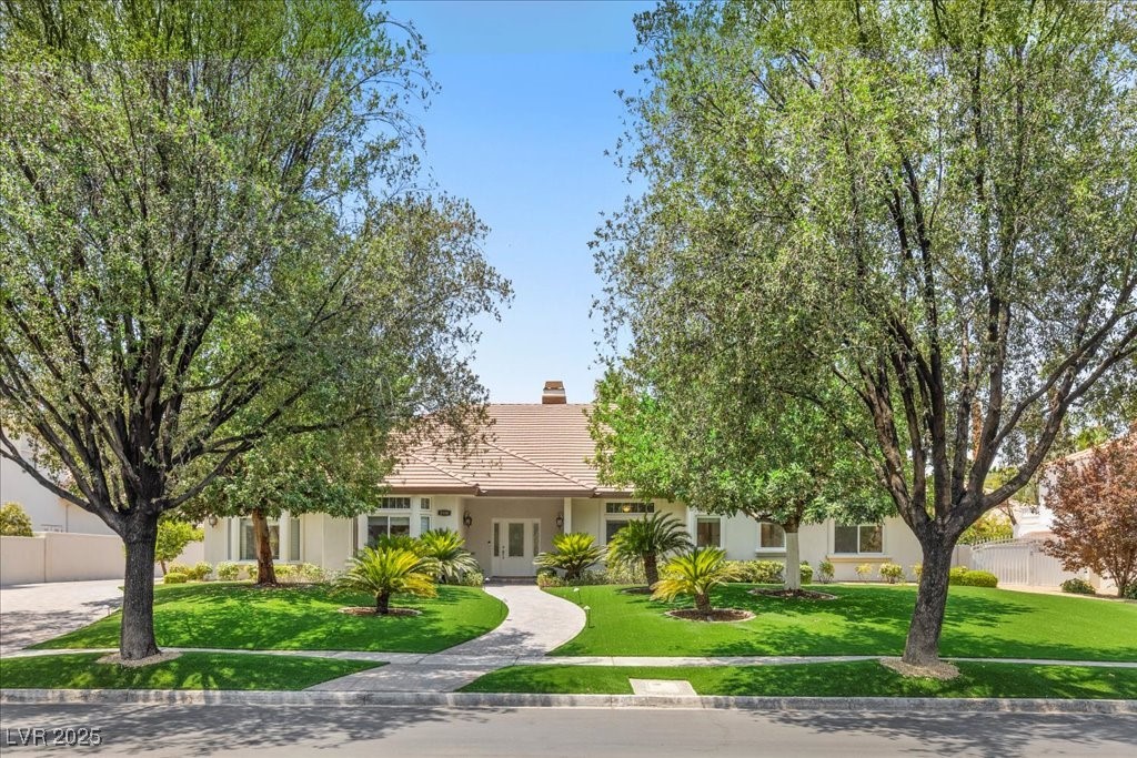 2330 Caserta Court