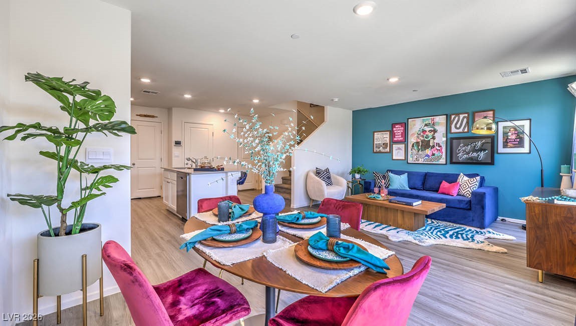 2517 Carlotta Garden Avenue 24