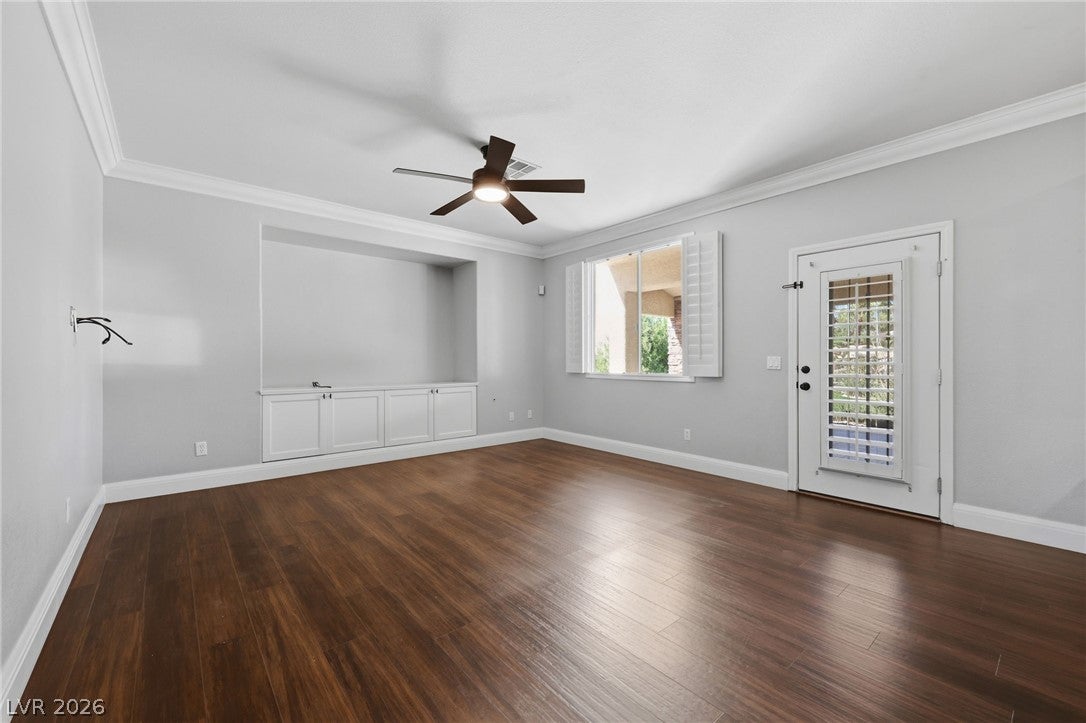 6926 Adobe Villa Avenue