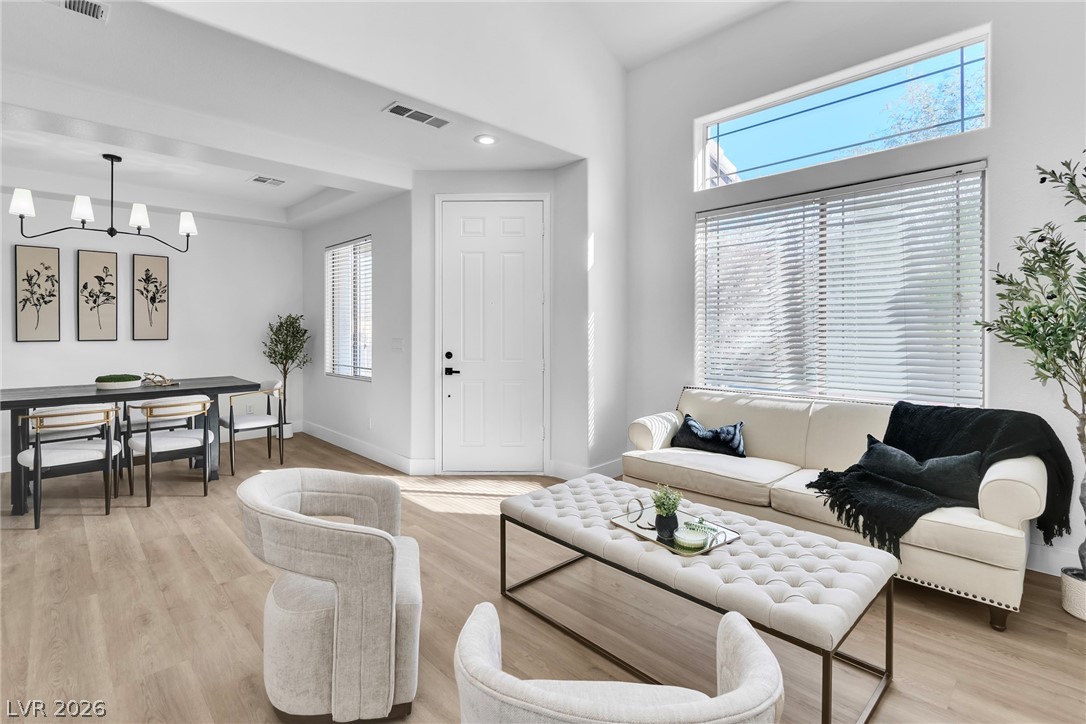 8229 Fishtrap Hollow Street