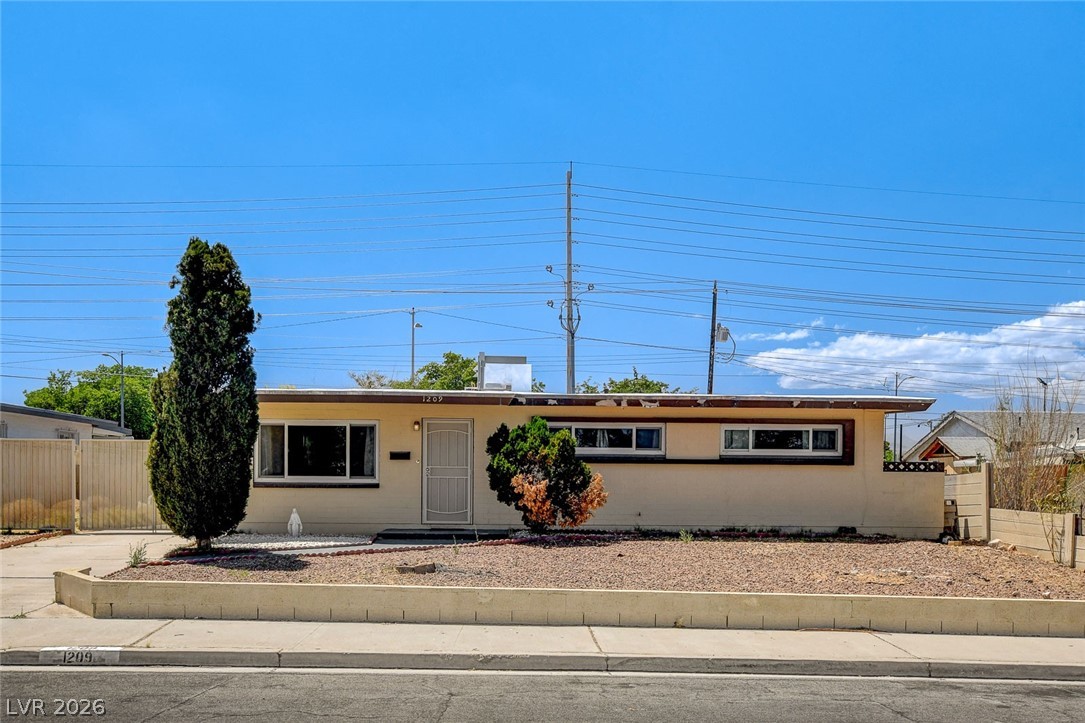 1209 Fay Boulevard