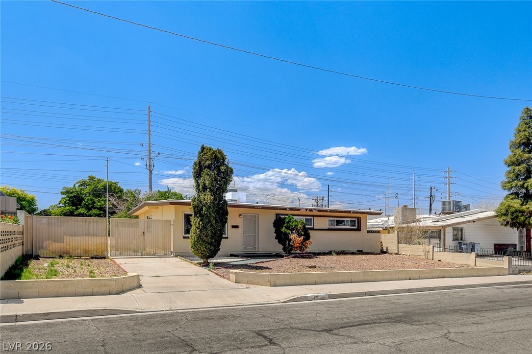1209 Fay Boulevard