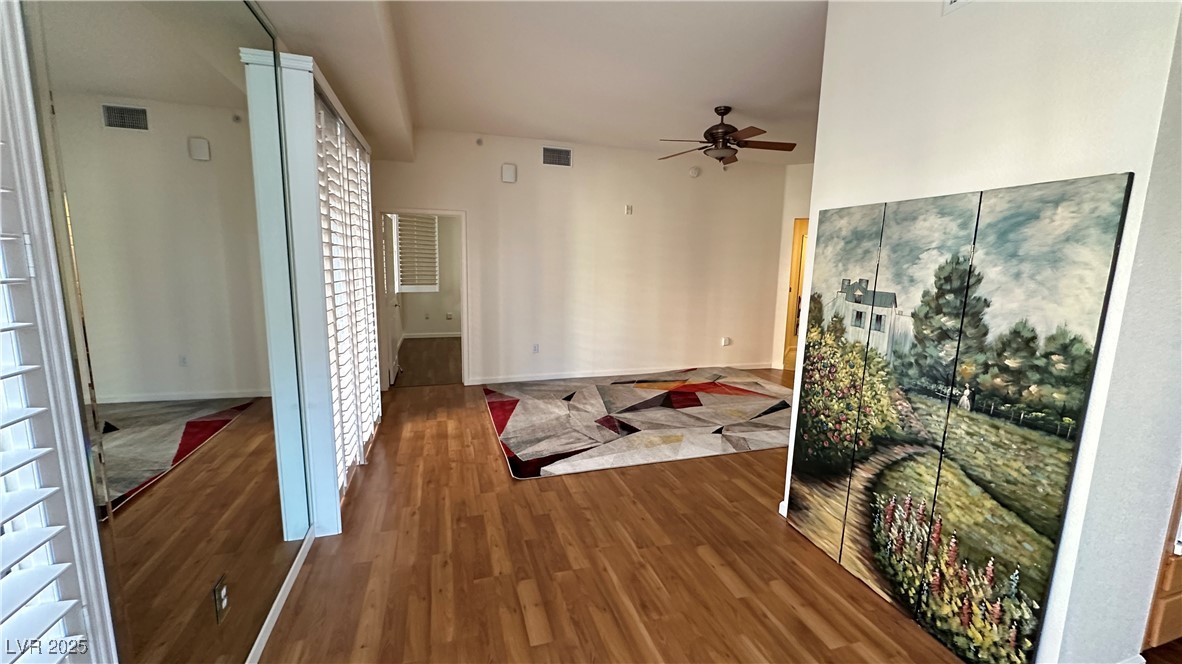 43 E Agate Avenue 203