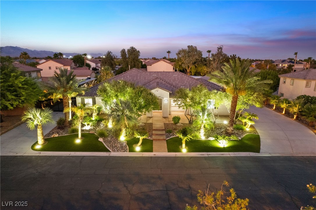 7840 Thunder Echo Street, Las Vegas, Nevada image 39