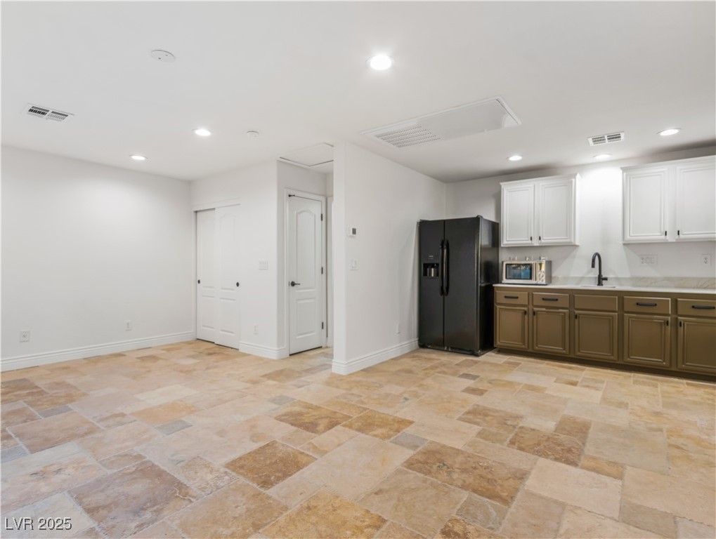 7840 Thunder Echo Street, Las Vegas, Nevada image 25