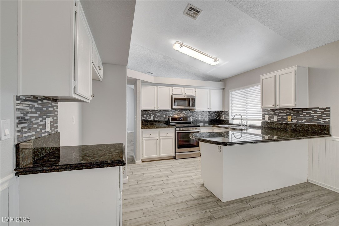 4052 Compass Rose Way, Las Vegas, Nevada image 12