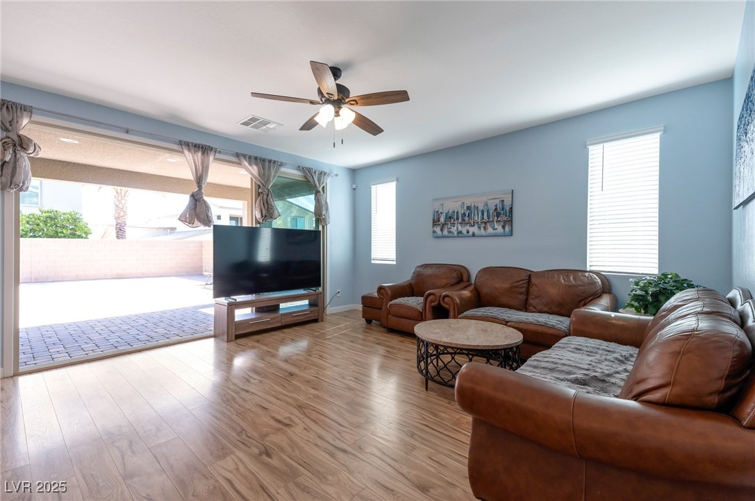 Properties 3 754 Tallgrass Street