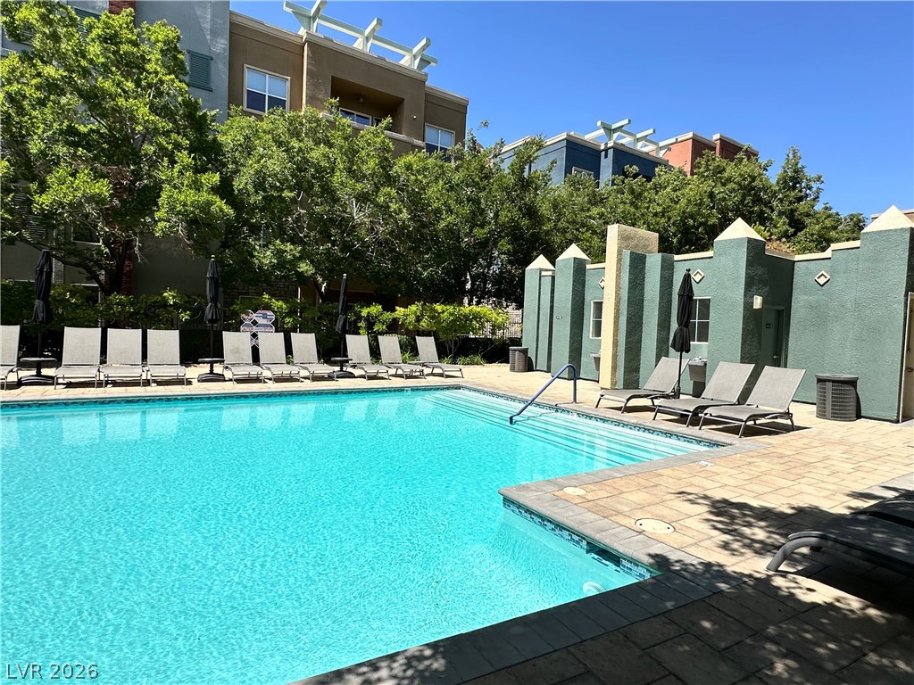 32 E Serene Avenue 408