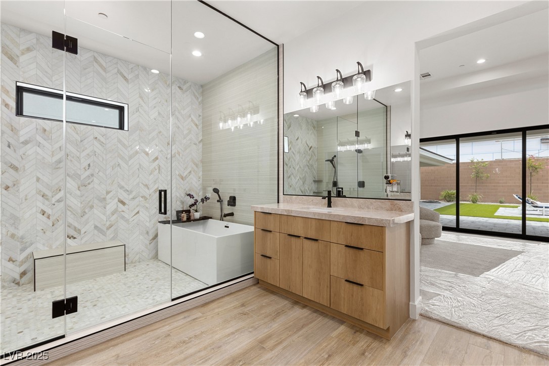 8825 S Monte Cristo Way