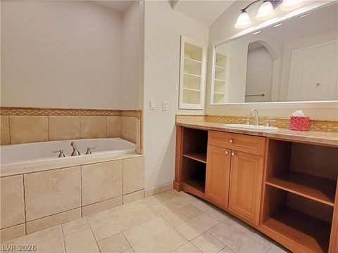 Tiny photo for 21 Via Visione #206, Henderson, NV 89011 (MLS # 2787908)
