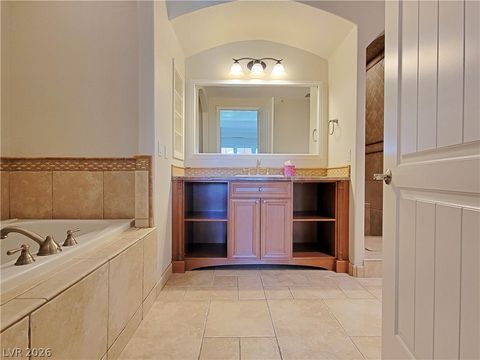Tiny photo for 21 Via Visione #206, Henderson, NV 89011 (MLS # 2787908)