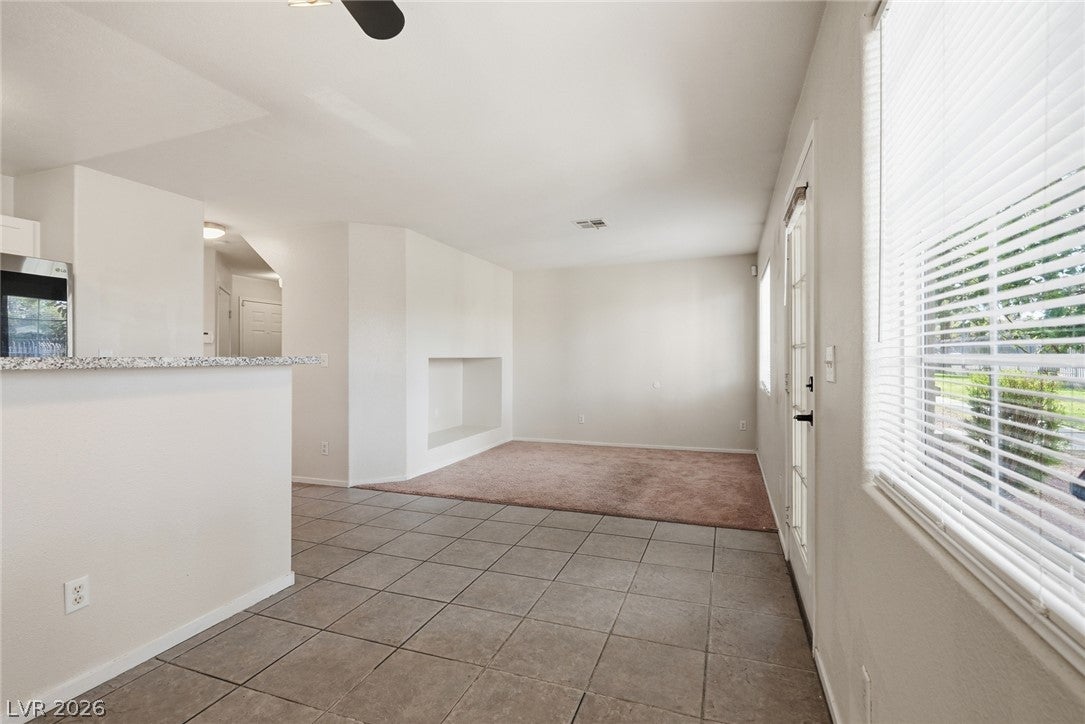 2520 Sierra Luna Avenue 102