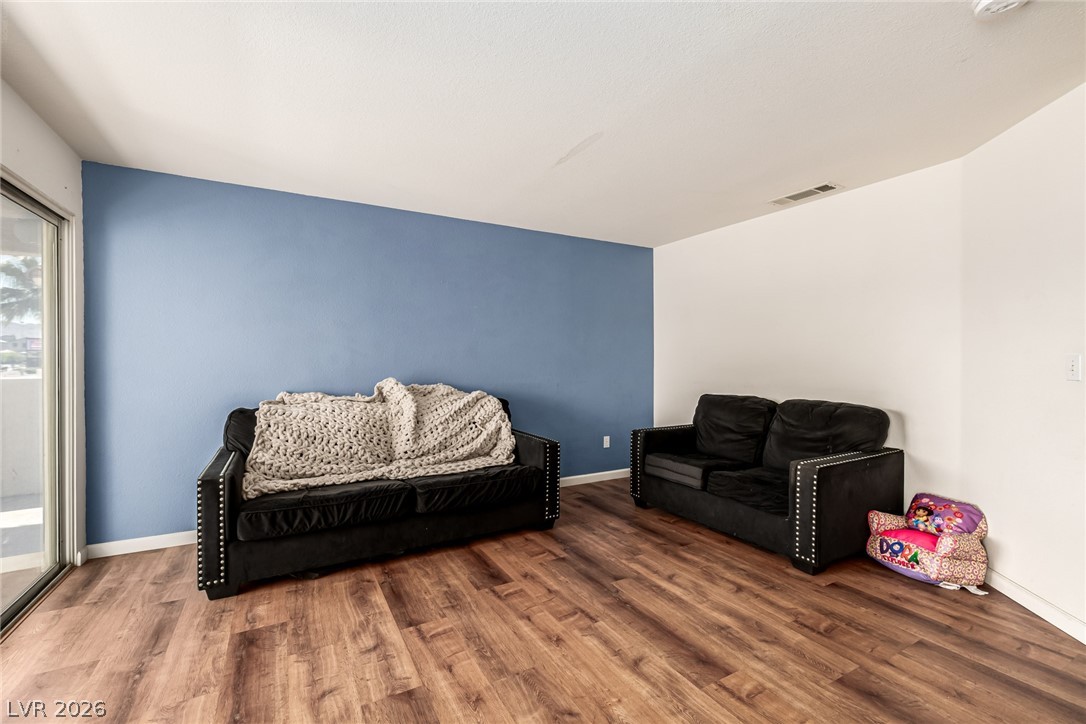 698 S Racetrack Road 124