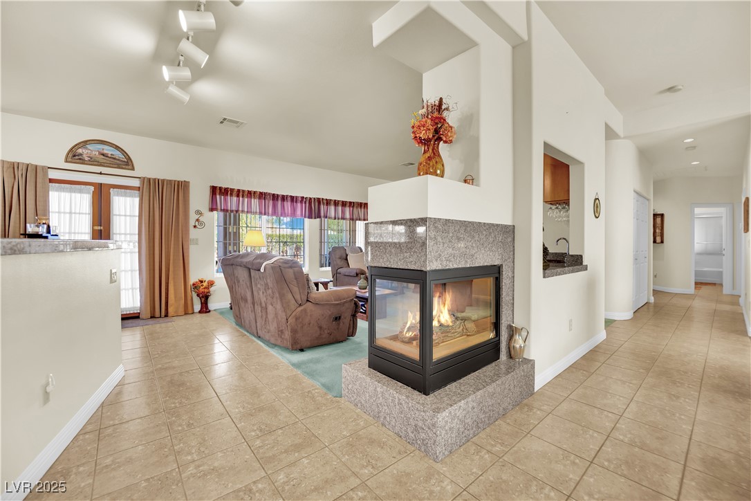 8016 Golfers Oasis Drive