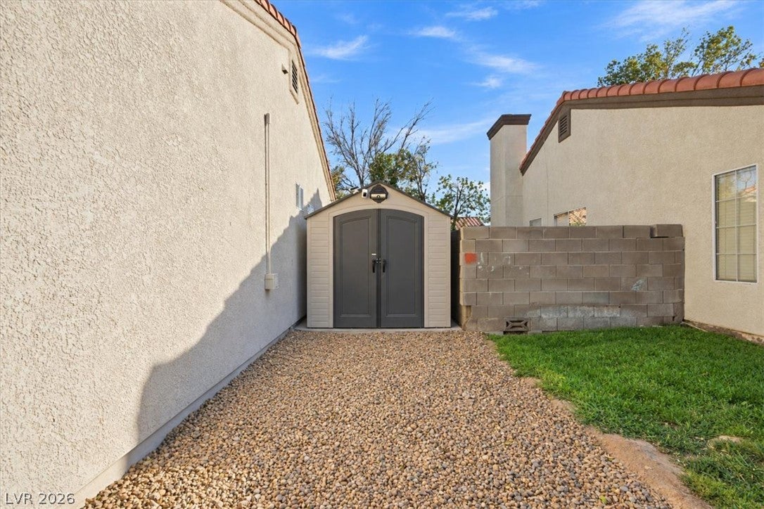 4517 W La Madre Way