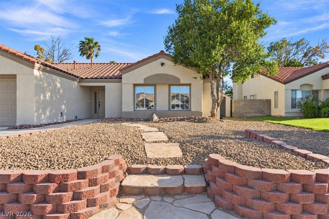 4517 W La Madre Way