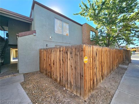 1460 Hialeah Drive B Las Vegas NV 89119