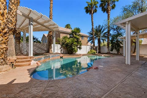 Homes For Sale - 5936 Royal Castle Lane<br/> Las Vegas, NV 89130