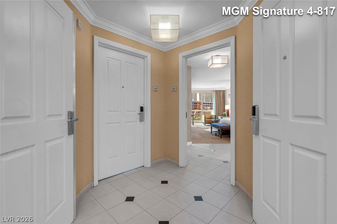 125 E Harmon Avenue 417