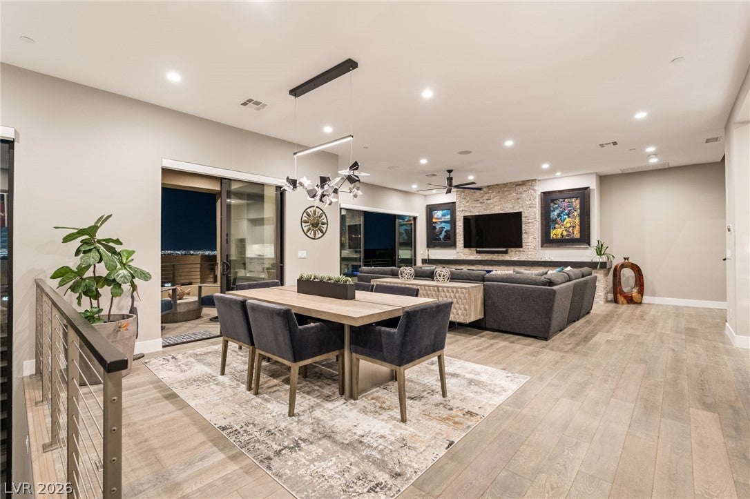 406 Tranquil Peak Court