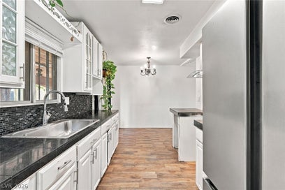 2828 Willoughby Avenue Las Vegas NV 89101