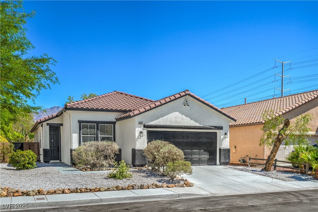 4908 Apache Valley Avenue
