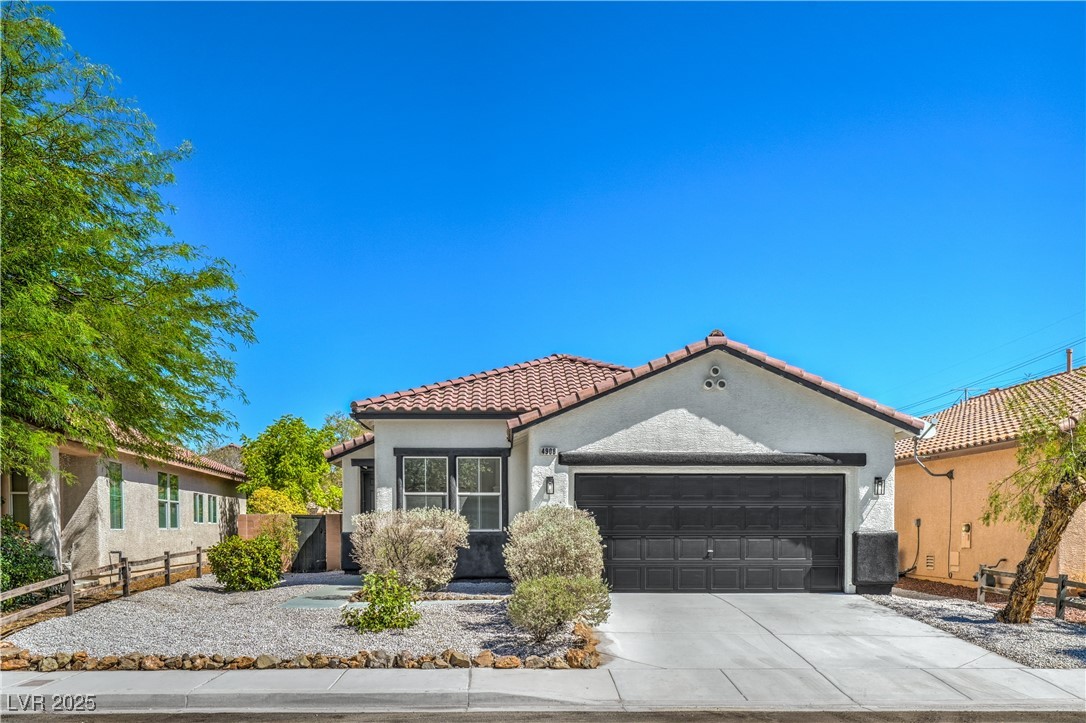 4908 Apache Valley Avenue