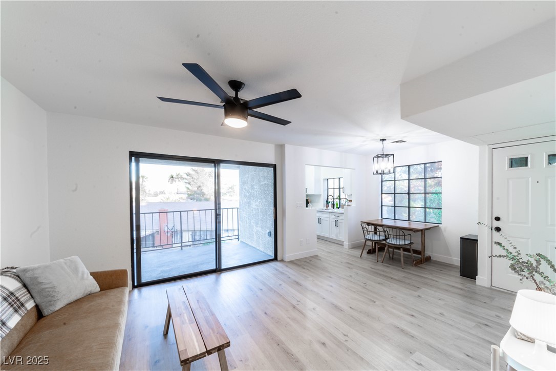 4724 Nara Vista Way 204