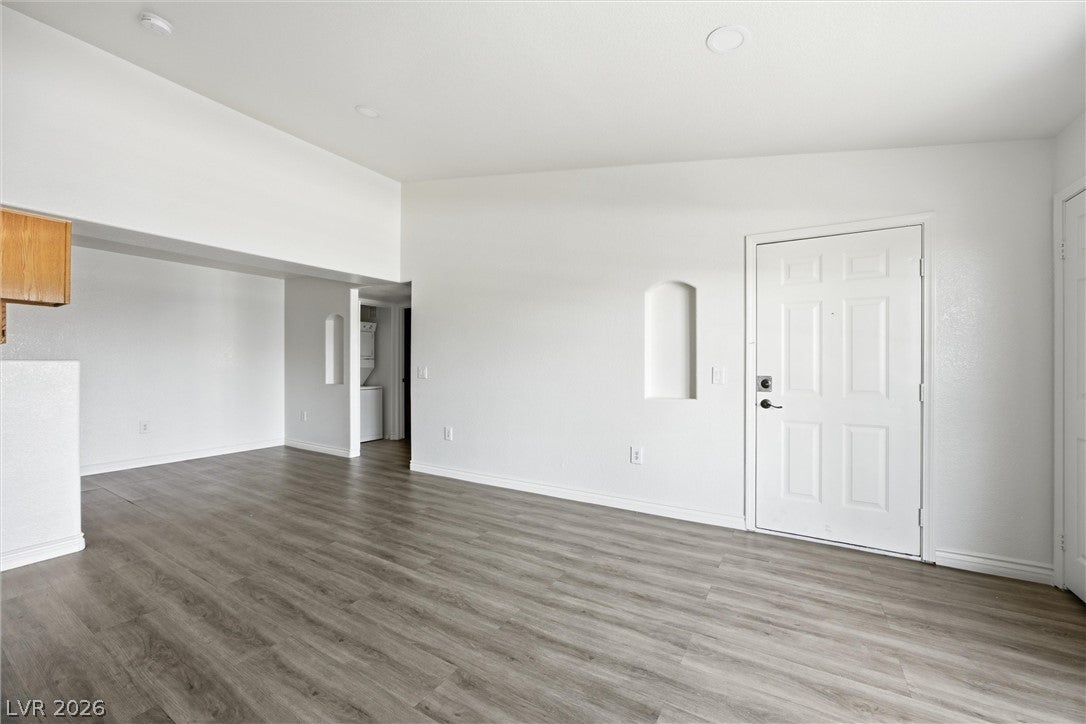 3318 N Decatur Boulevard 2114