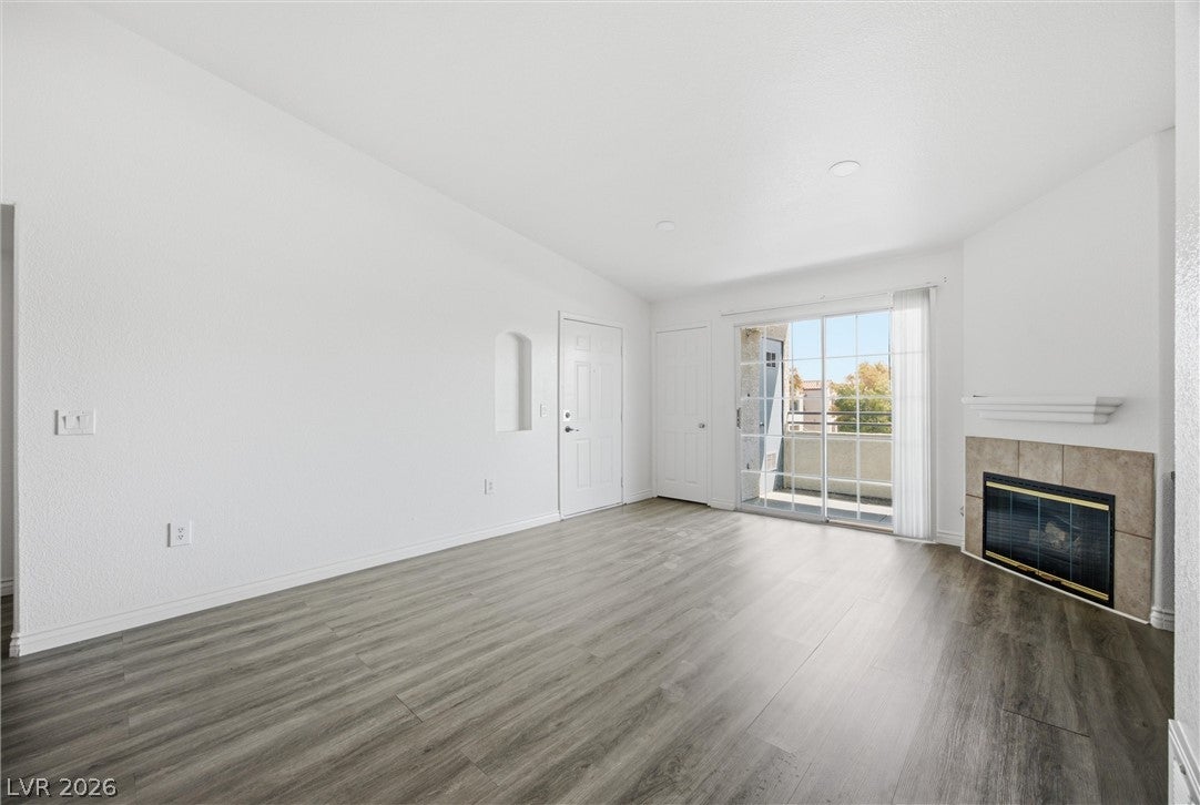 3318 N Decatur Boulevard 2114