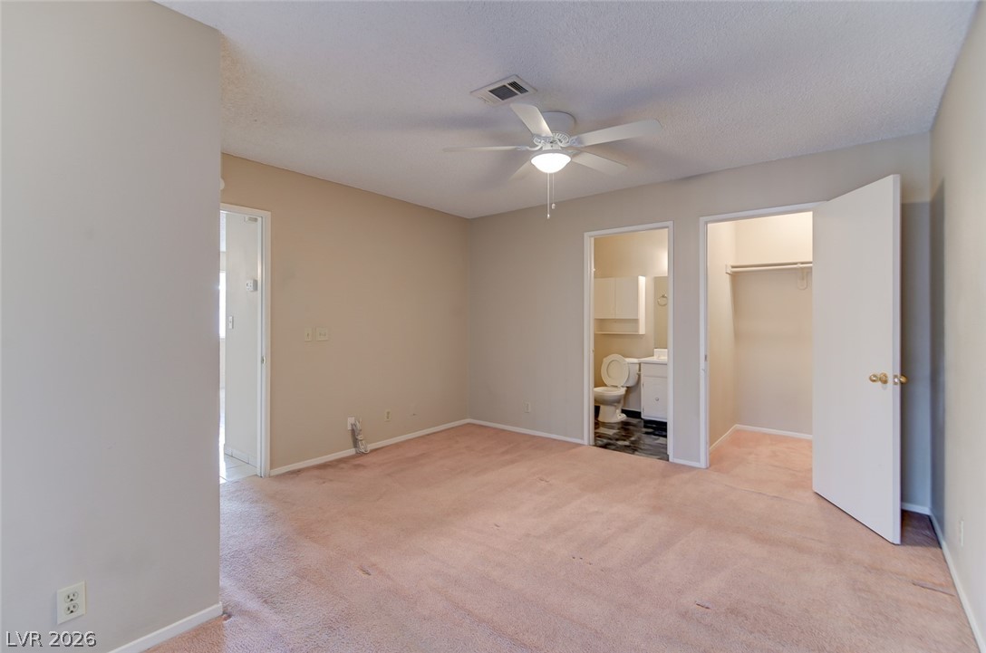 824 Hedge Way 2