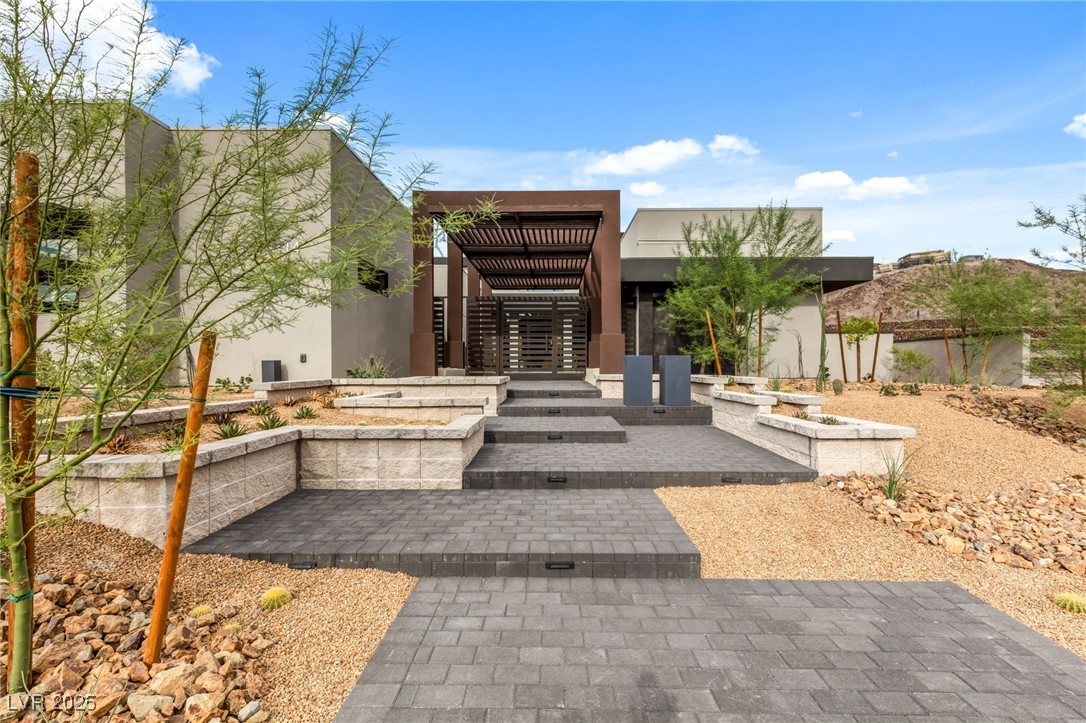 14 Sanctuary Peak Court